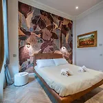 Plaza View Luxury Apartment, Alba (Piedmont)