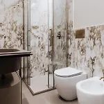 Plaza View Luxury Apartment, Alba (Piedmont)