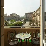 Plaza View Luxury Apartment, * Alba (Piedmont)
