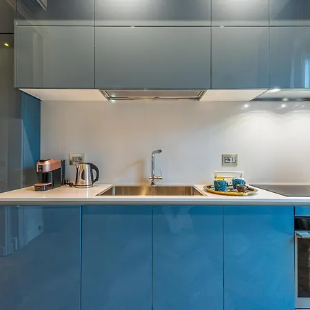 Plaza View Luxury Apartment, Appartement Alba (Piedmont)