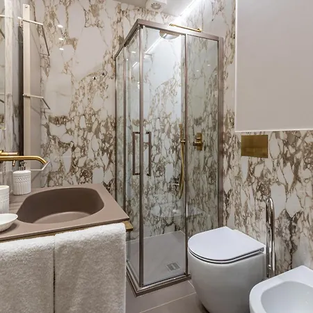 Plaza View Luxury Apartment, Appartement