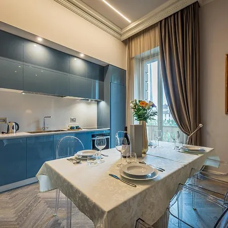 Plaza View Luxury Apartment, Appartement *