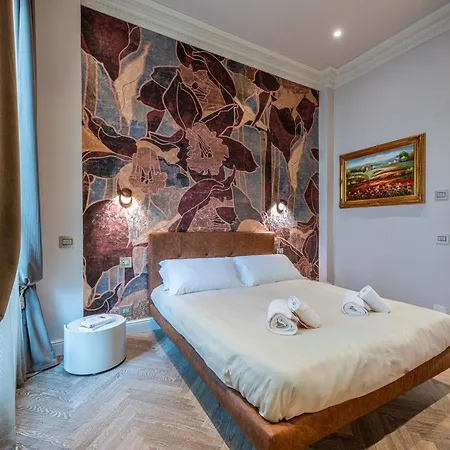 Plaza View Luxury Apartment, Alba (Piedmont)