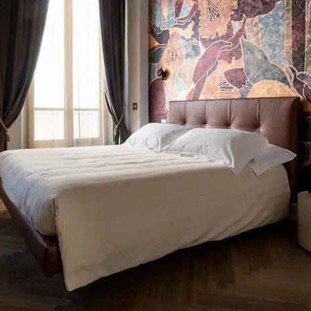 Plaza View Luxury Apartment, Апартаменты Альба