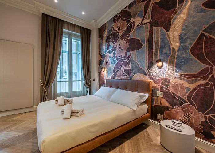 Plaza View Luxury Apartment, * 阿尔巴
