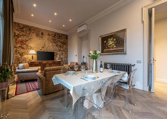公寓 Plaza View Luxury Apartment, *